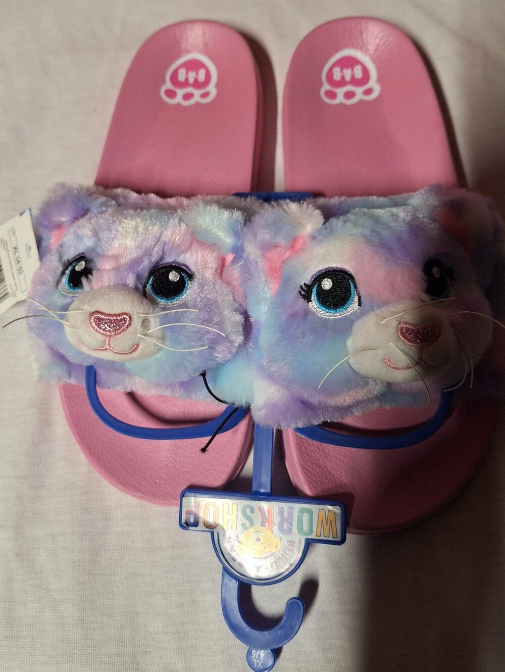 Build-A-Bear Pink Slide Sandals with Multicolor Plush Cat